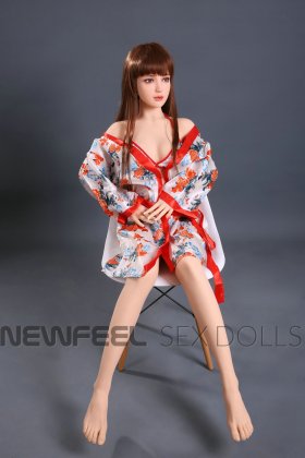 QITADOLL 158cm YiYouLan# TPEの製品 セックス人形 小さな胸に